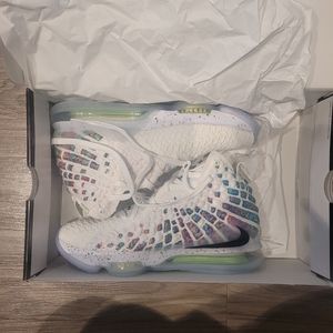 Nike LeBron XVII Air Command Force Sneakers